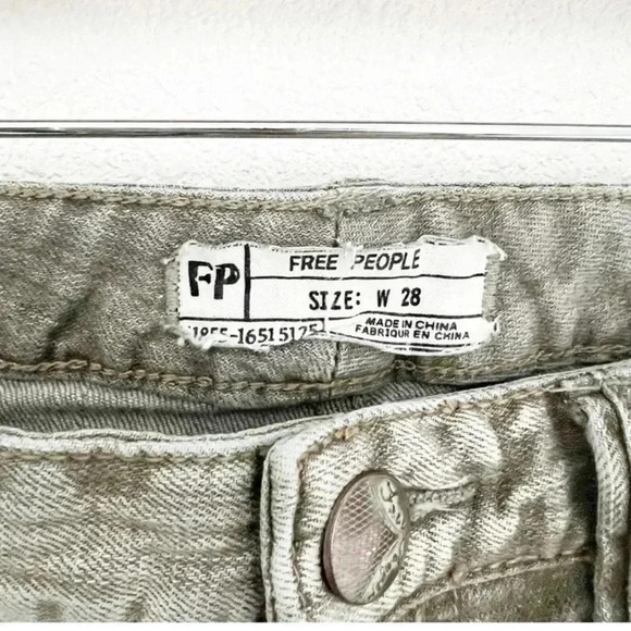 Free People Megs Distressed Destroyed Skinny Jeans, Size 28 - Picture 7 of 10